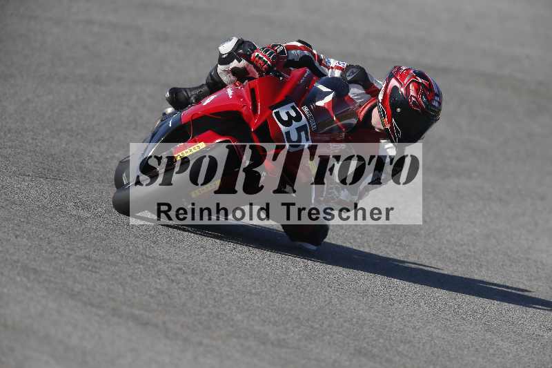 /Archiv-2024/02 29.01.-02.02.2024 Moto Center Thun Jerez/Gruppe gelb-yellow/135